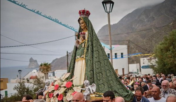 Almáciga estrena nueva iglesia en honor a la Virgen de Begoña