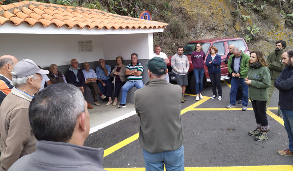 El Cabildo acuerda con los y las residentes de Anaga comenzar las apañadas de cabras asilvestradas